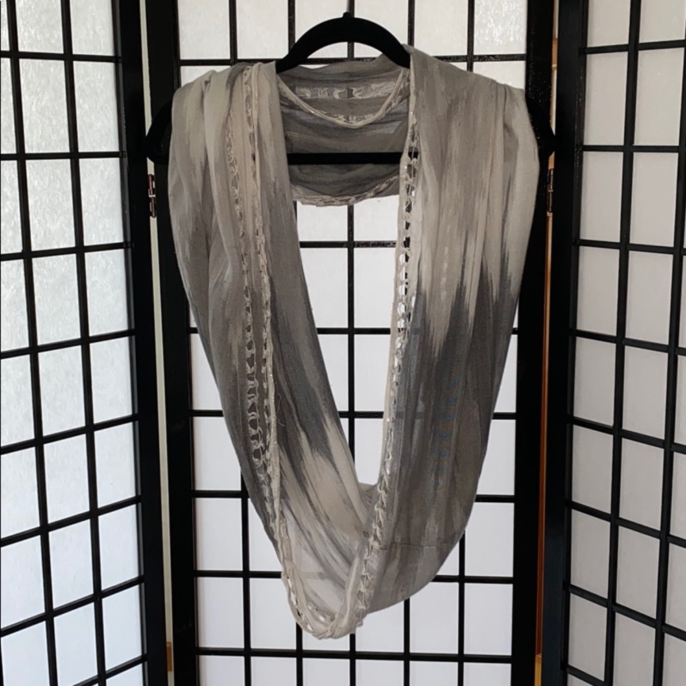 American Eagle infinity scarf